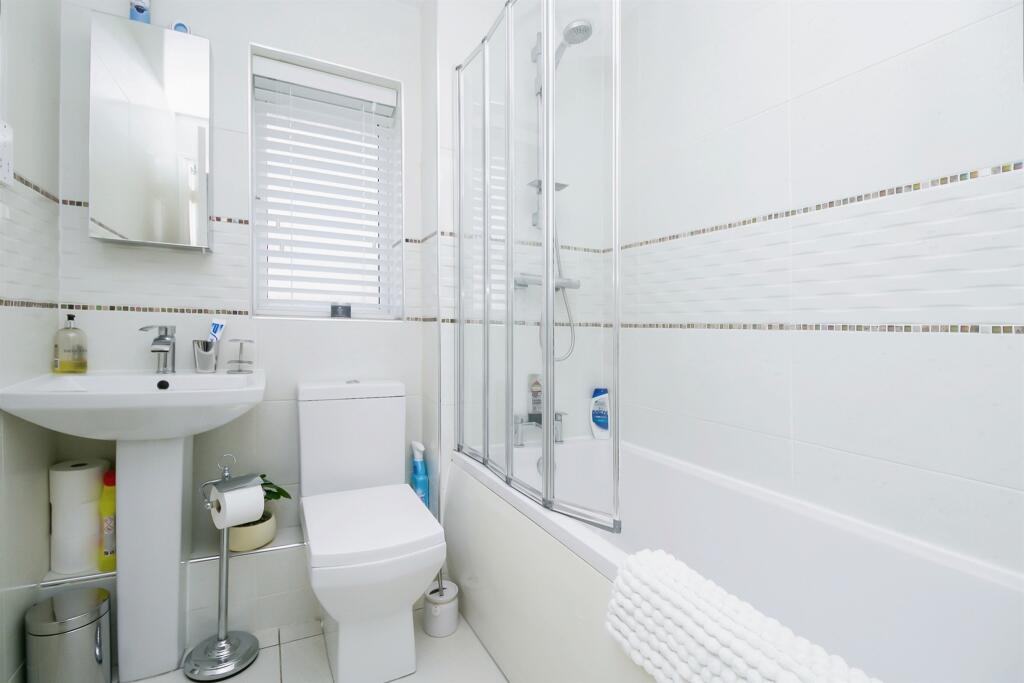 Additional property image - Thistle Close, Barry