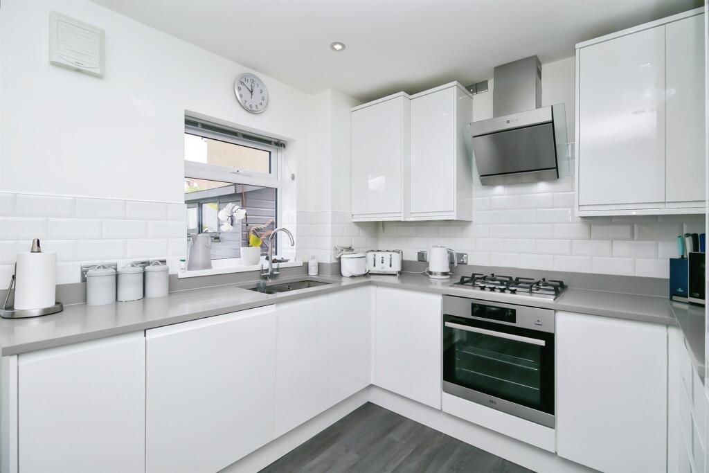 Additional property image - Thistle Close, Barry