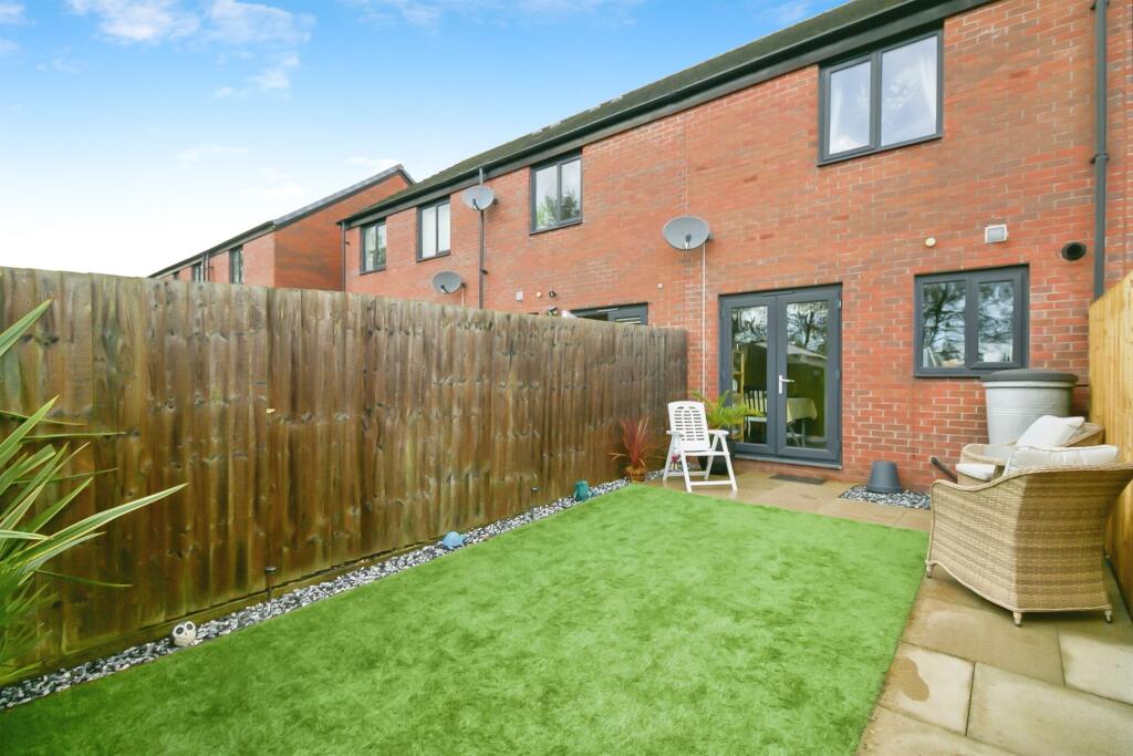 Additional property image - Harbour Walk, Barry