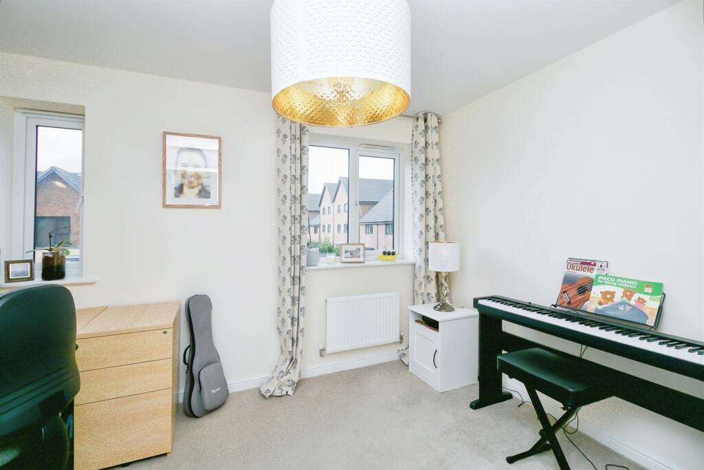 Additional property image - Harbour Walk, Barry