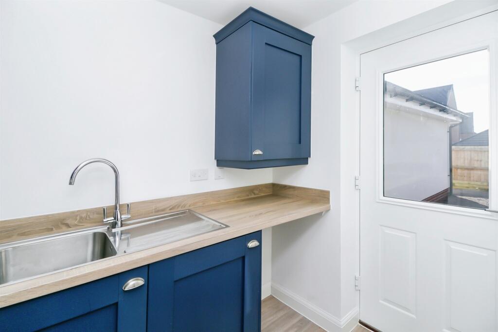 Additional property image - Rhodfa'r Hurricane, St. Athan, Barry
