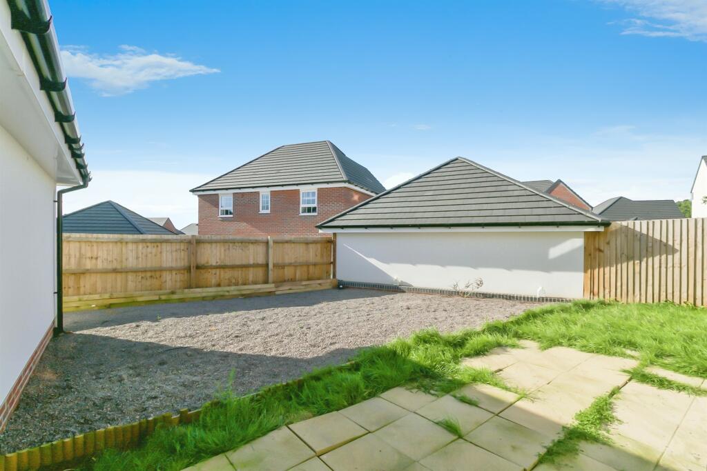 Additional property image - Rhodfa'r Hurricane, St. Athan, Barry