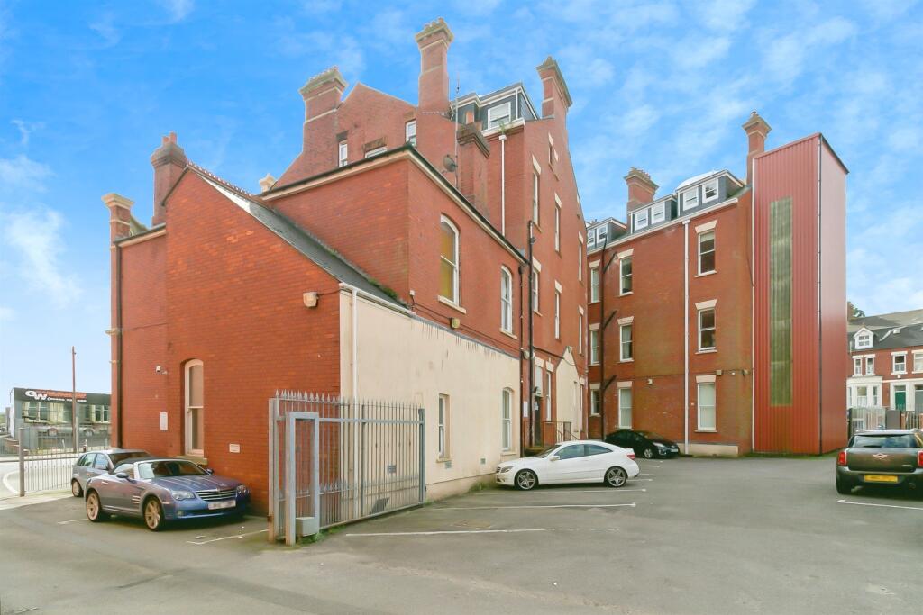 Additional property image - Windsor Road, Barry