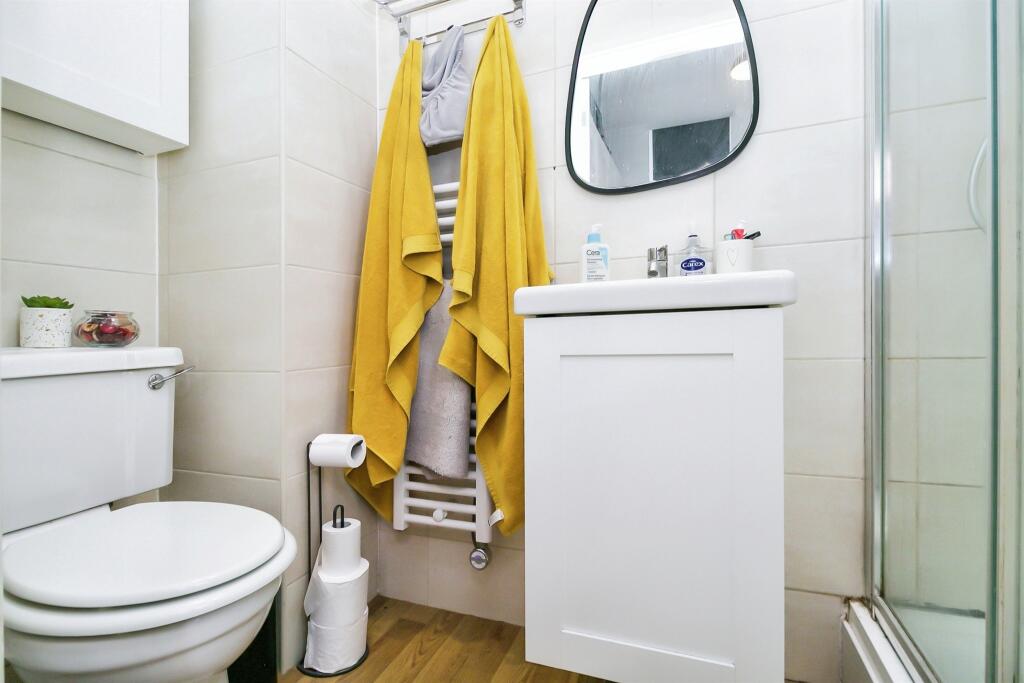 Additional property image - Windsor Road, Barry