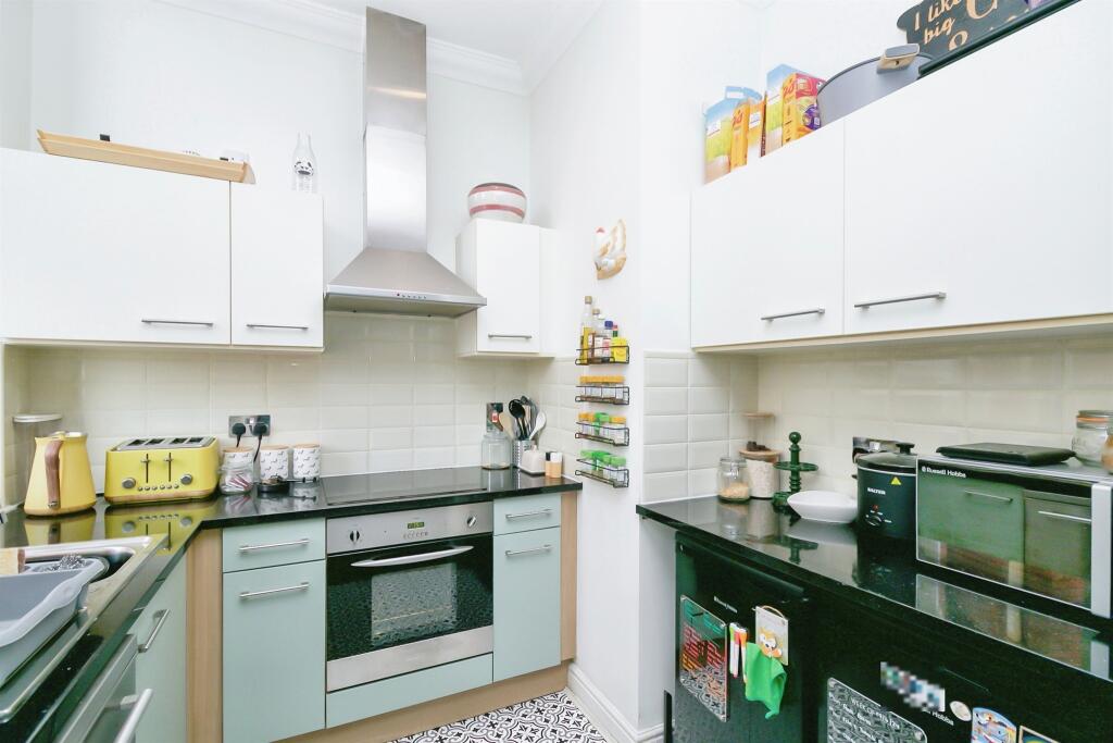 Additional property image - Windsor Road, Barry