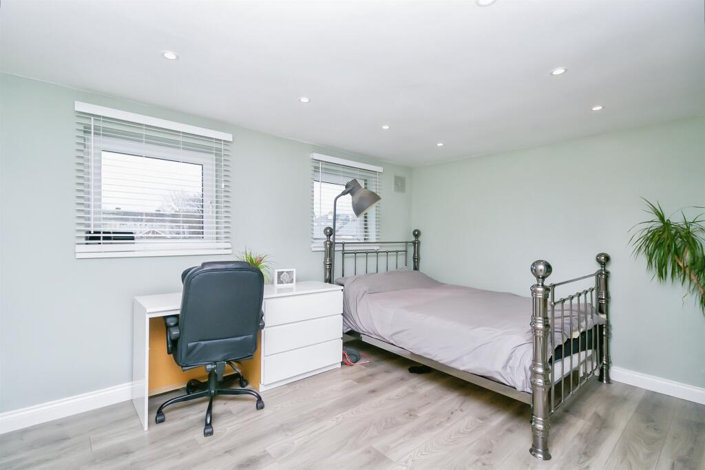 Additional property image - Kent Green, Barry