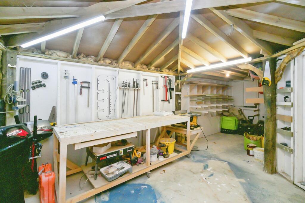 Additional property image - Kent Green, Barry