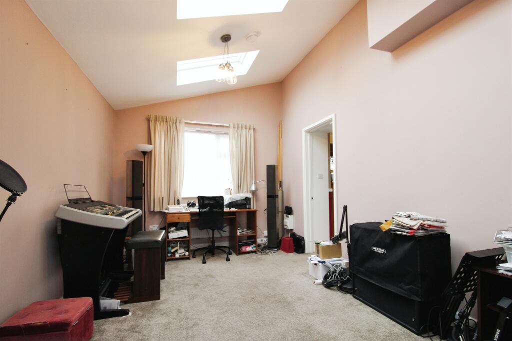 Additional property image - Barry Road, Barry