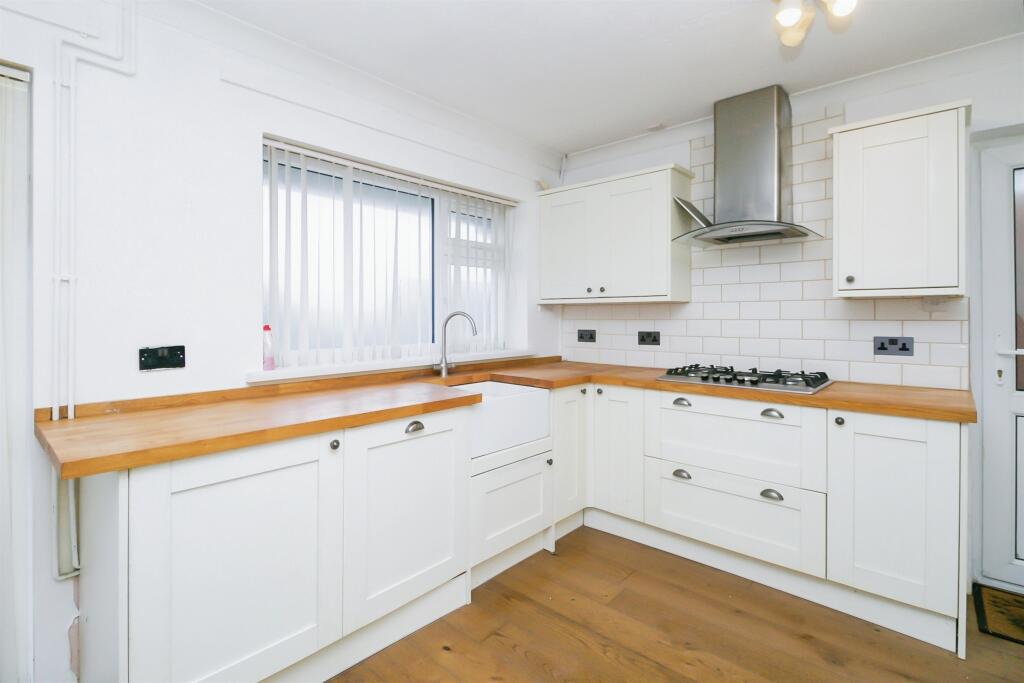 Additional property image - Cornwall Rise, BARRY