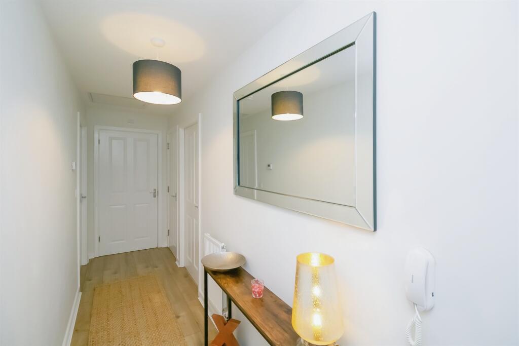 Additional property image - Cei Tir Y Castell, Barry