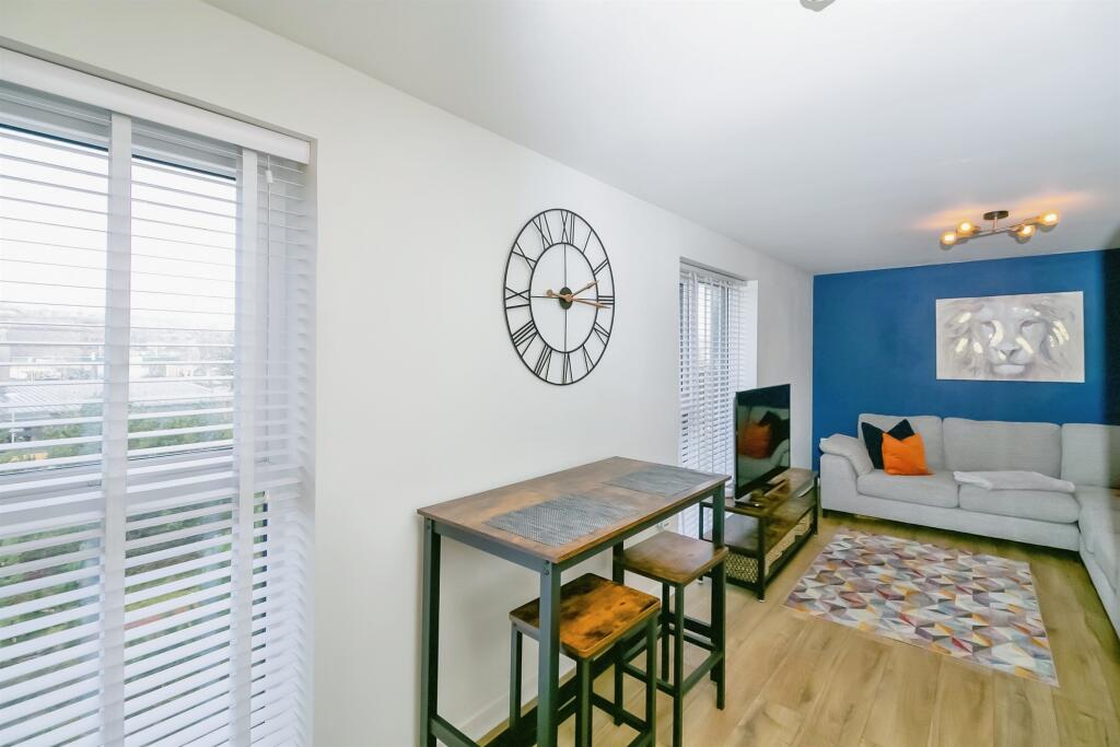 Additional property image - Cei Tir Y Castell, Barry