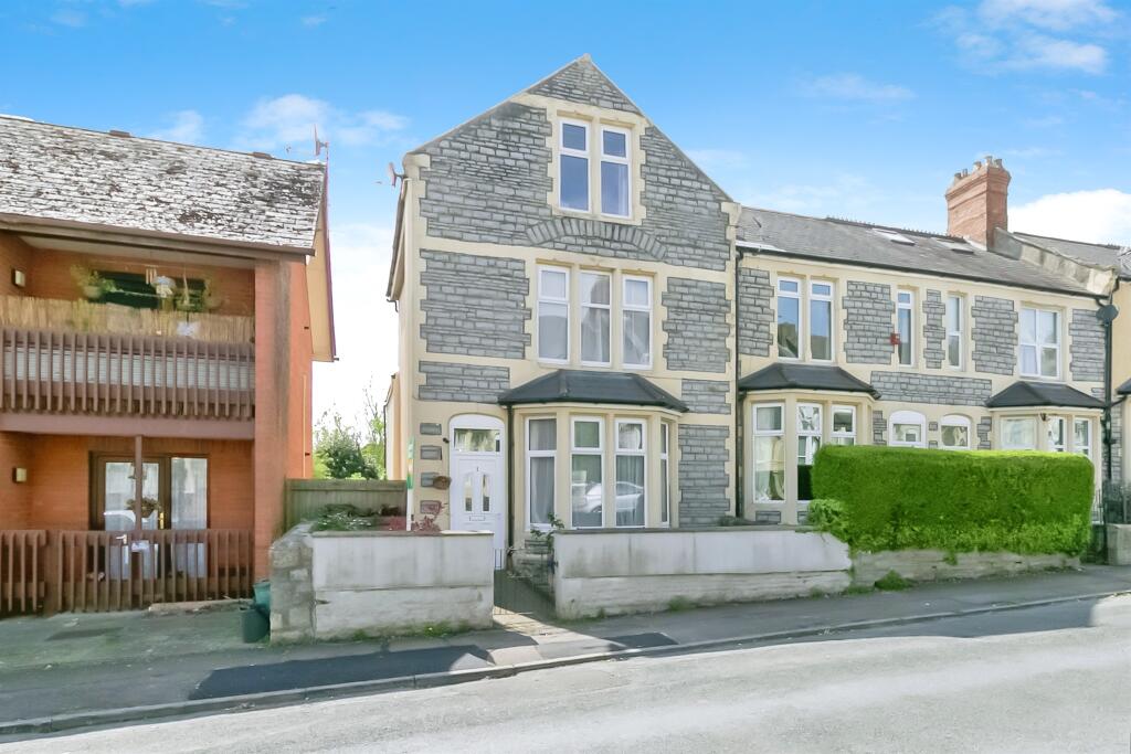 Main image of property: Kingsland Crescent, Barry