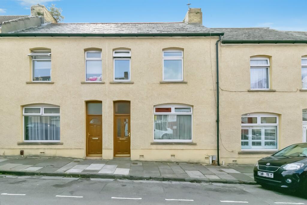 Main image of property: Cross Street, BARRY