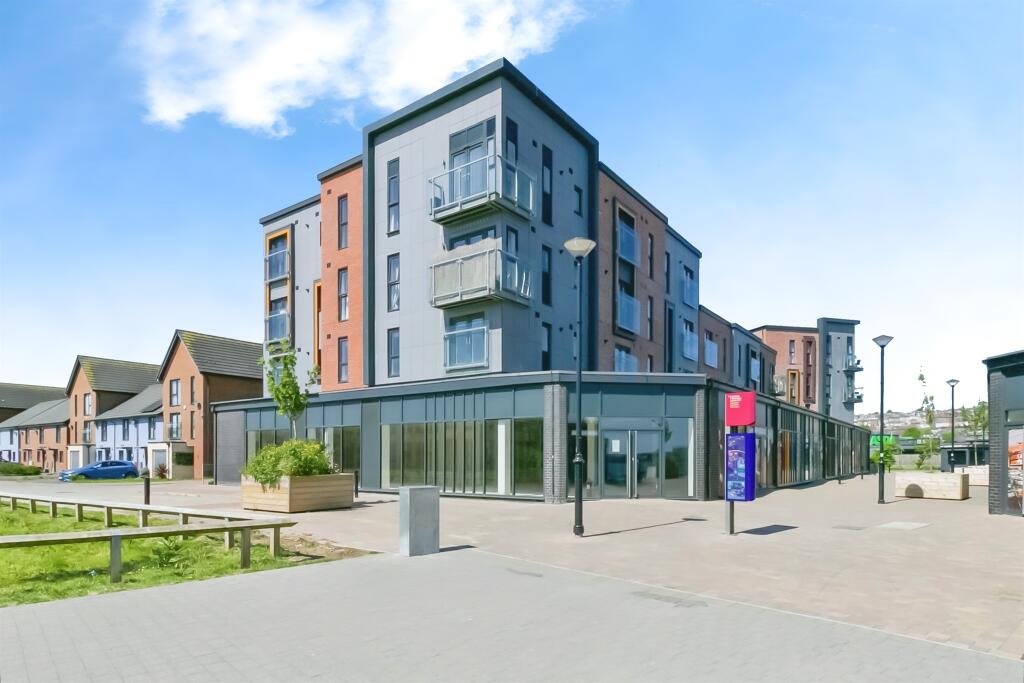 Main image of property: Clos Y Rheilffordd, Barry