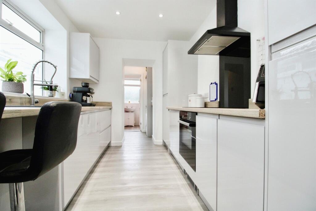 3 bedroom terraced house for sale in Daniel Street, Barry, CF63