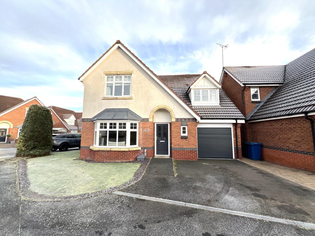 Main image of property: Ascot Drive, Dosthill, Tamworth, B77