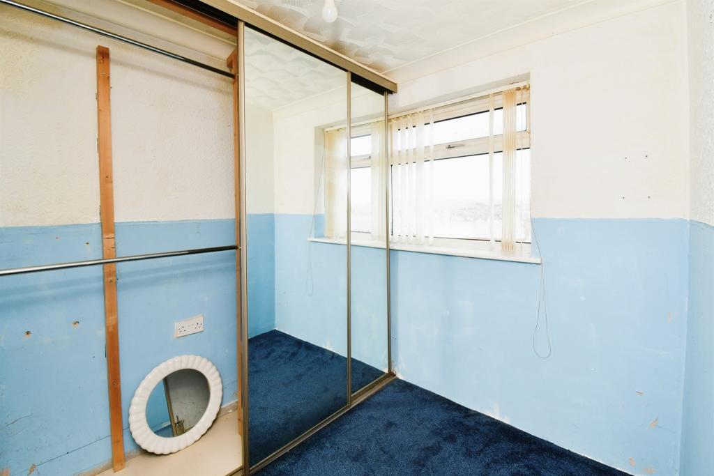 3 bedroom semidetached house for sale in Forest Avenue, Cefn Hengoed