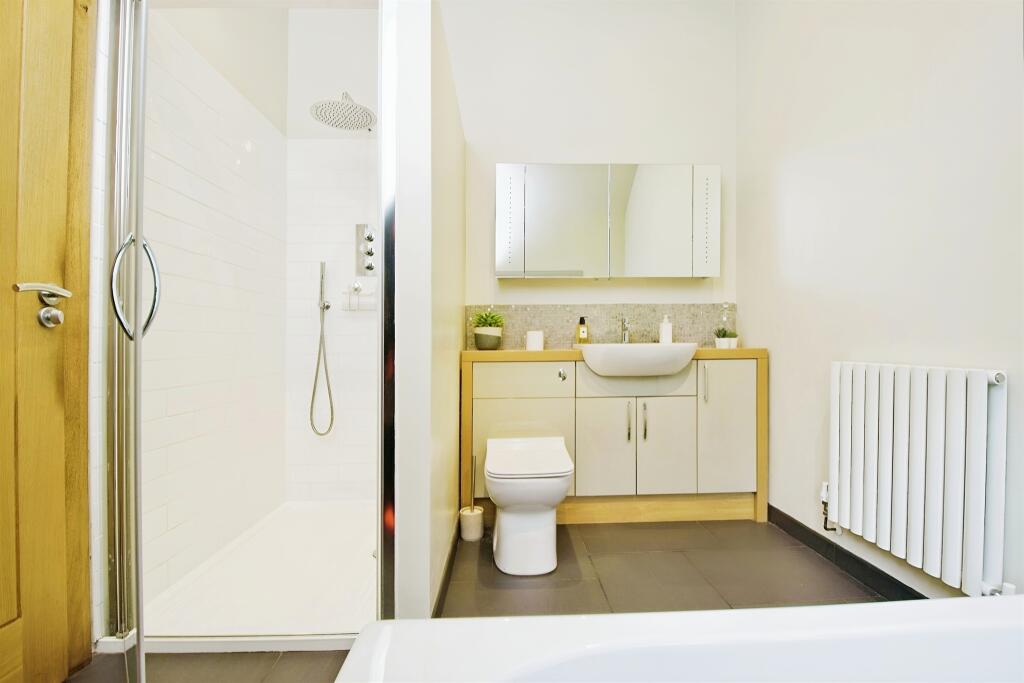 Additional property image - Heol-Y-Felin, Cefn Hengoed, Hengoed