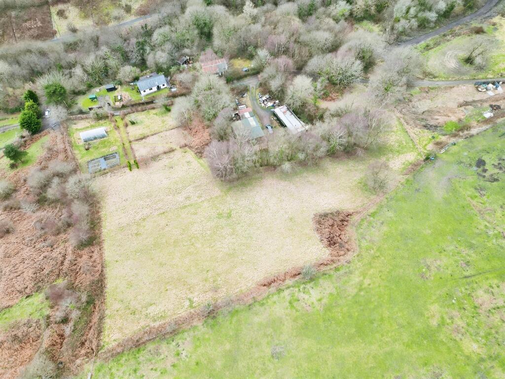 Additional property image - Heol-Y-Felin, Cefn Hengoed, Hengoed