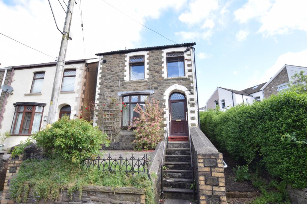 3 bedroom detached house for sale in Gladstone Street, Abertillery, NP13
