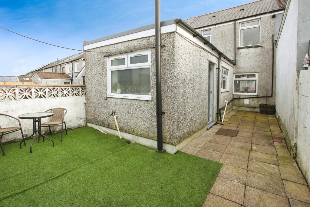 Additional property image - Gelligaer Road, Cefn Hengoed, Hengoed