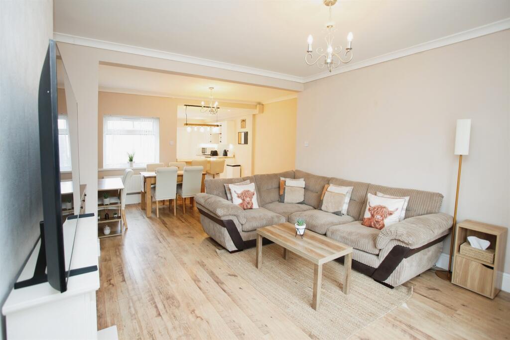 Additional property image - Gelligaer Road, Cefn Hengoed, Hengoed