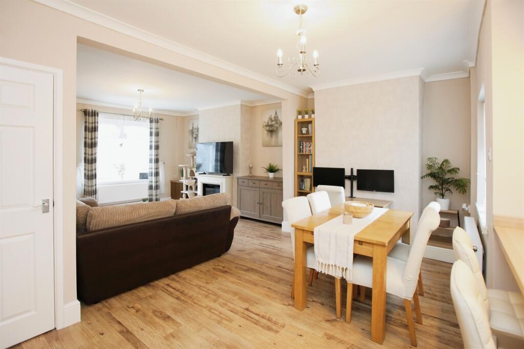 Additional property image - Gelligaer Road, Cefn Hengoed, Hengoed