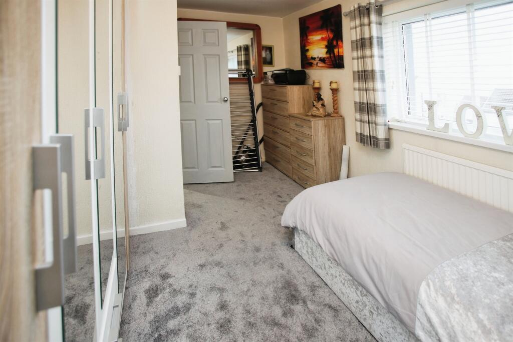 Additional property image - Hengoed Hall Drive, Cefn Hengoed, HENGOED