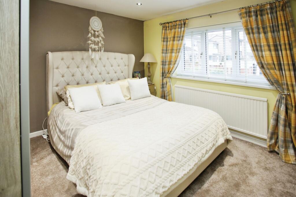 Additional property image - Hengoed Hall Drive, Cefn Hengoed, HENGOED