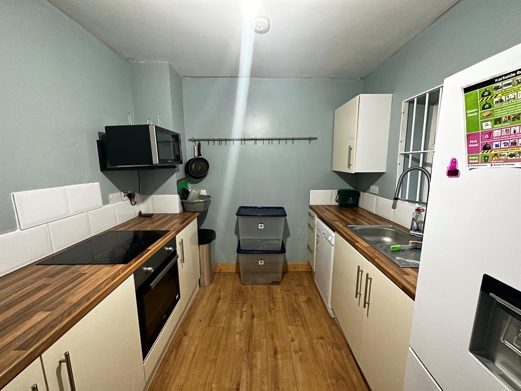 4 bedroom semidetached house for sale in Robert Owen Gardens, Port