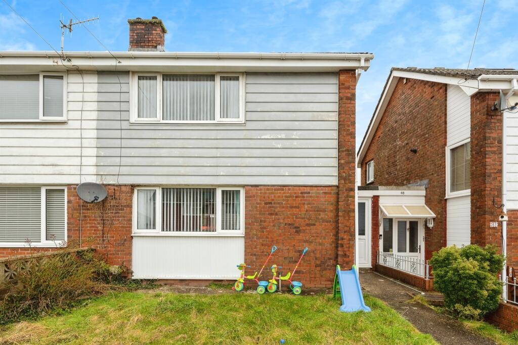 2 bedroom semi-detached house for sale in Samuel Crescent, Gendros, Swansea, SA5