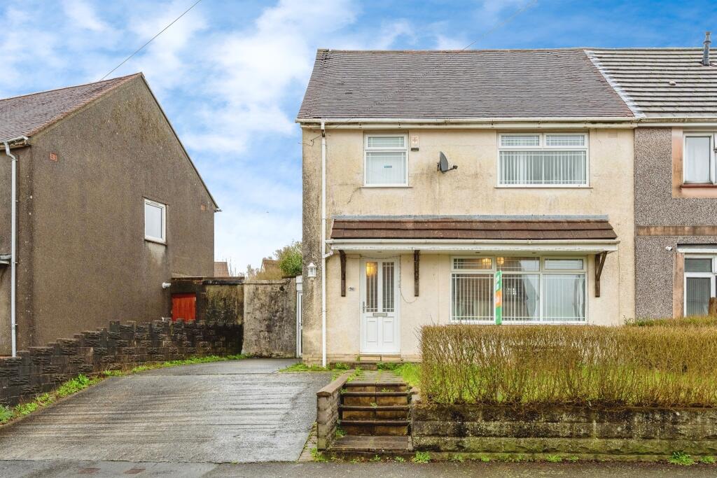 3 bedroom semi-detached house for sale in Clwyd Road, Penlan, Swansea, SA5