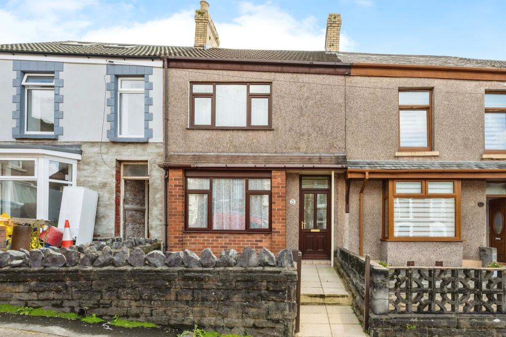 2 bedroom terraced house