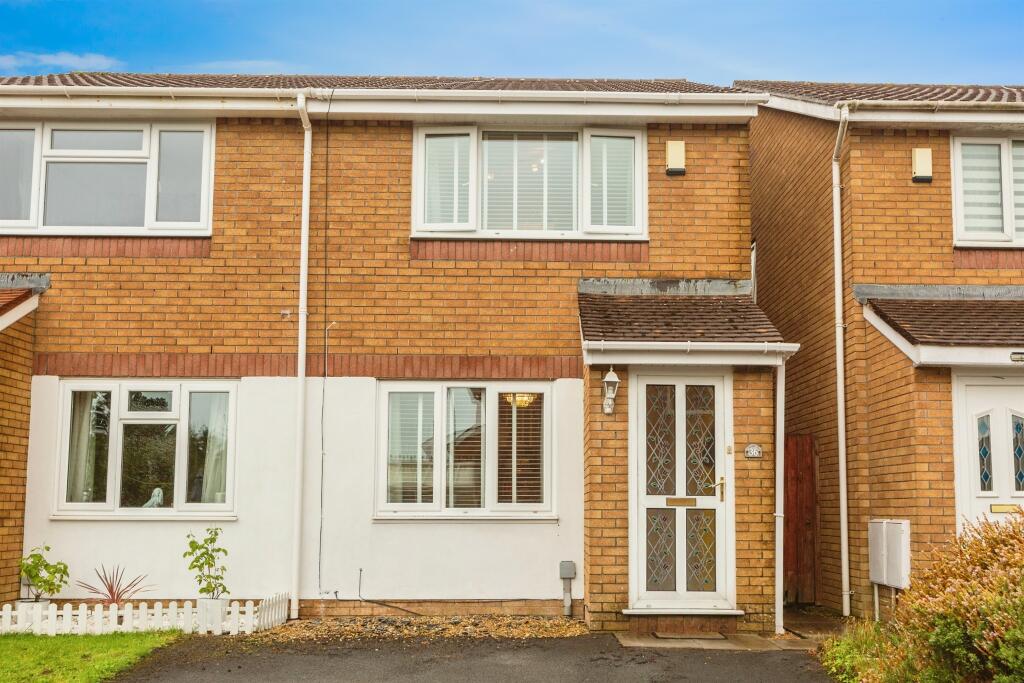 Main image of property: Pen Y Garn, Pentrechwyth, Swansea