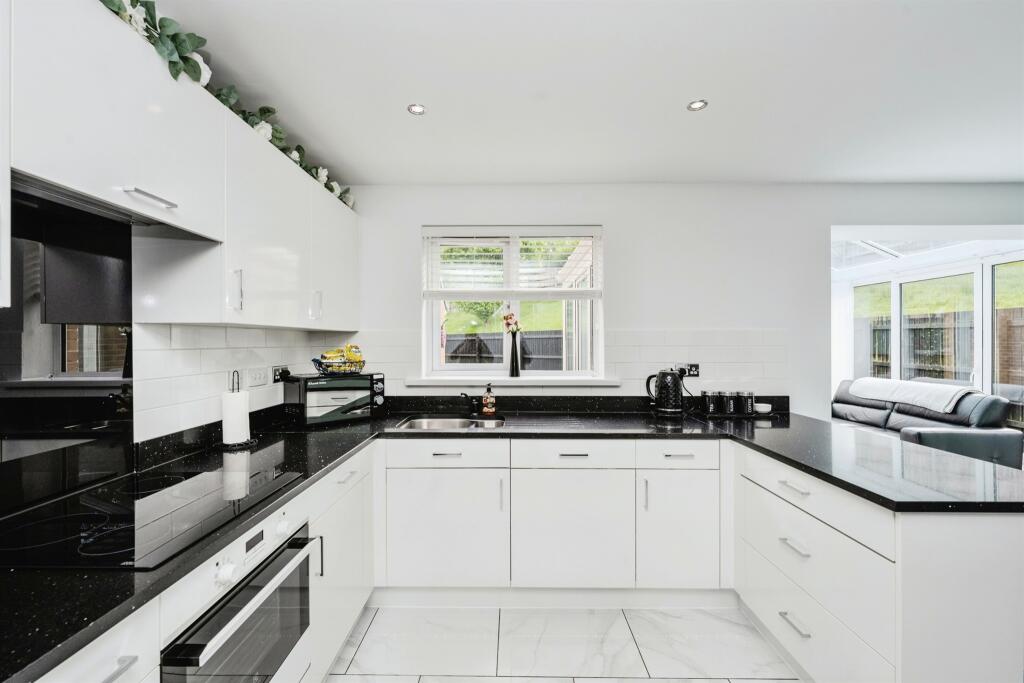 Additional property image - Maes Brynach, Brynmenyn, Bridgend