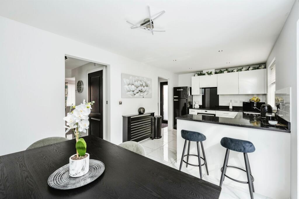 Additional property image - Maes Brynach, Brynmenyn, Bridgend