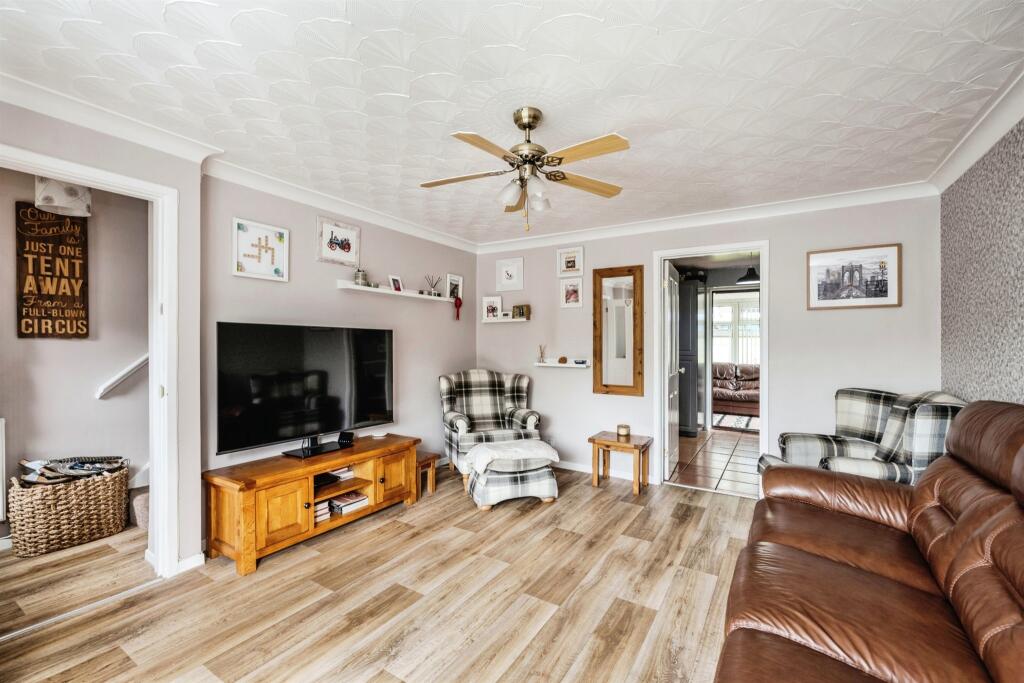 Additional property image - Hazel Mead, Brynmenyn, Bridgend