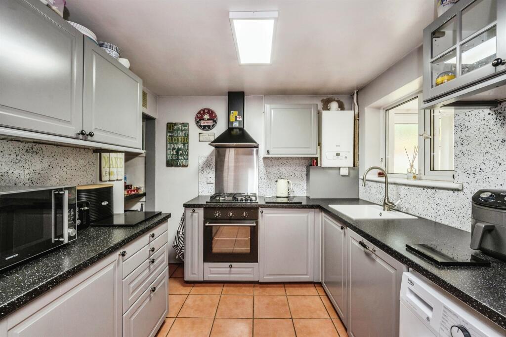 Additional property image - Hazel Mead, Brynmenyn, Bridgend