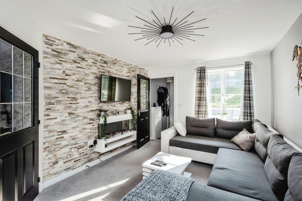 Additional property image - Maes Brynach, Brynmenyn, BRIDGEND