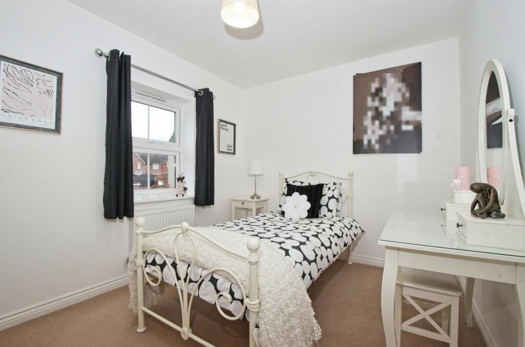 Additional property image - Lon Yr Helyg, Coity, BRIDGEND