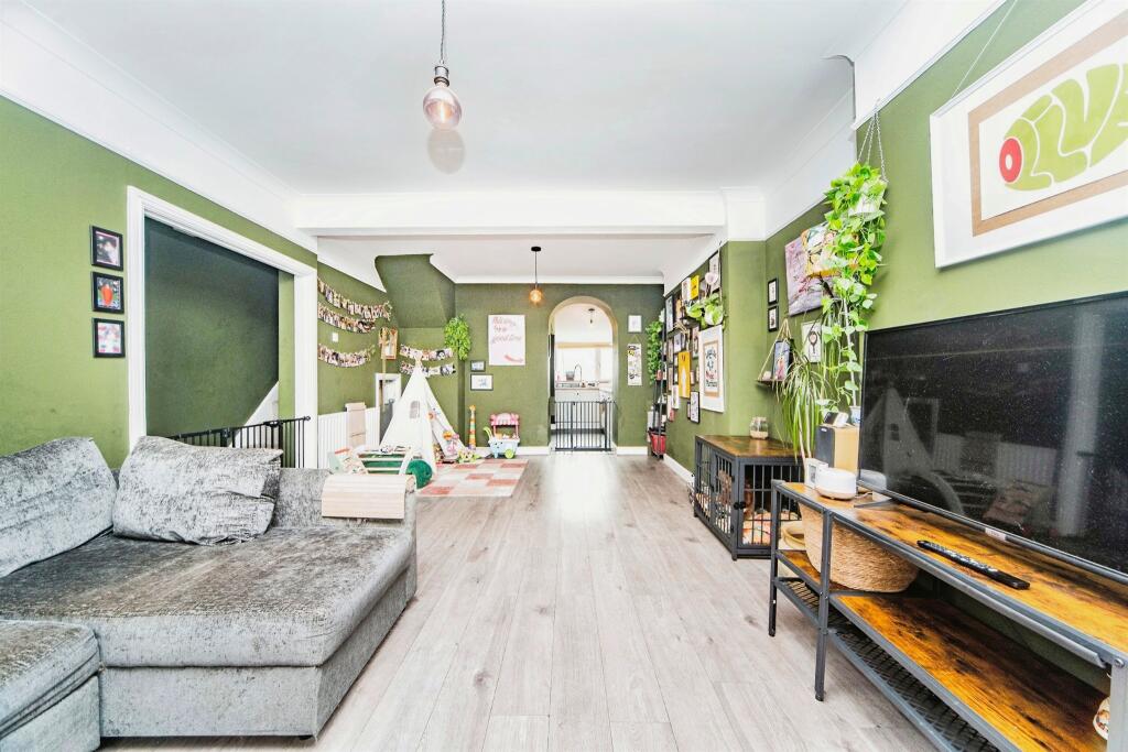 Additional property image - Mackworth Street, Bridgend