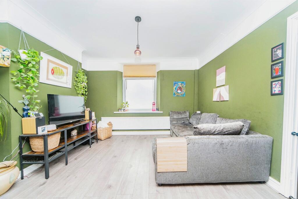 Additional property image - Mackworth Street, Bridgend