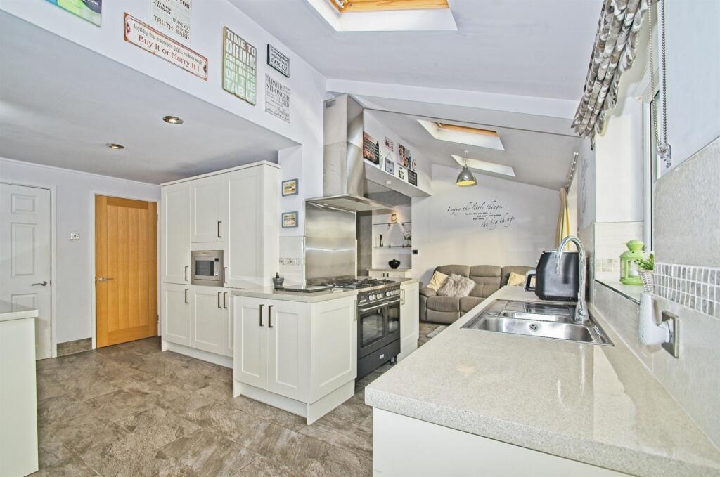 Additional property image - Bryntirion Hill, Bridgend