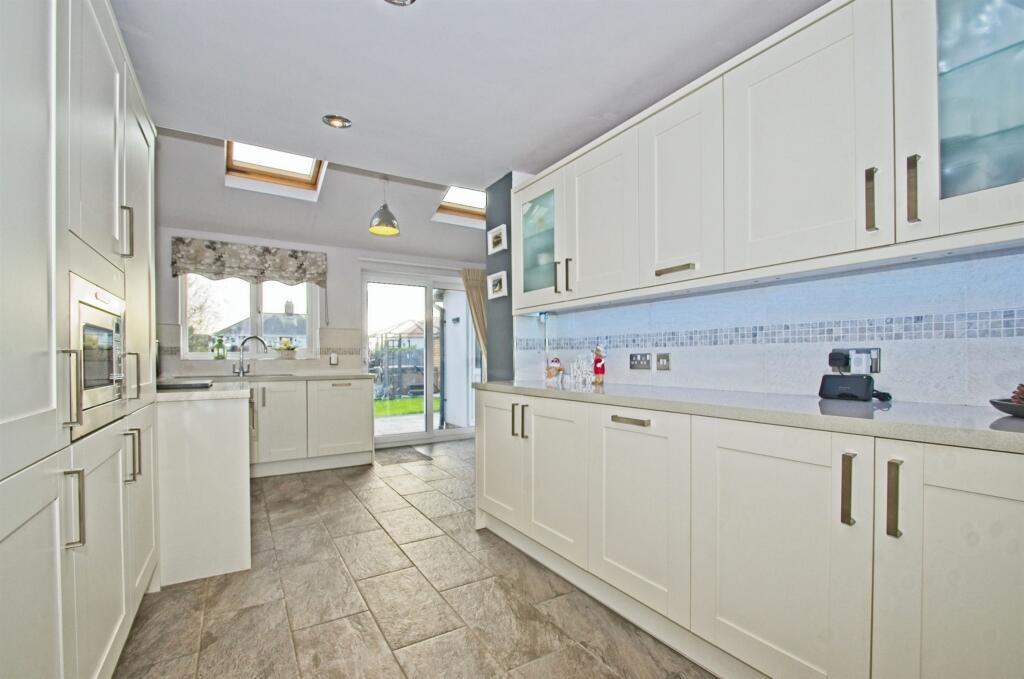 Additional property image - Bryntirion Hill, Bridgend