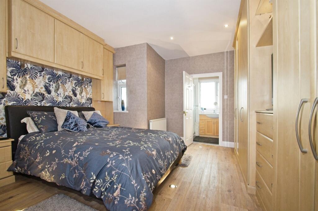 Additional property image - Bryntirion Hill, Bridgend