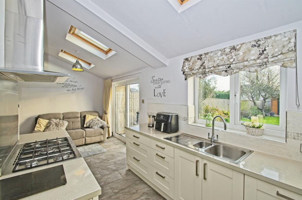 Additional property image - Bryntirion Hill, Bridgend