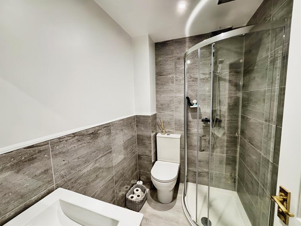 Additional property image - Clos Castell Newydd, Bridgend