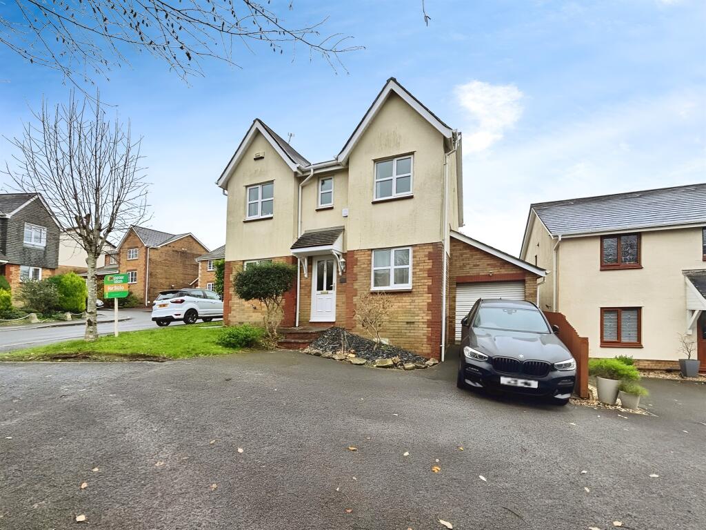 Additional property image - Clos Castell Newydd, Bridgend