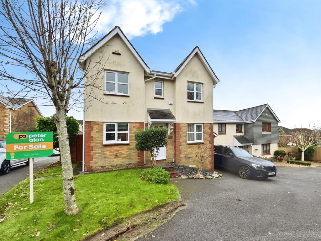 Additional property image - Clos Castell Newydd, Bridgend