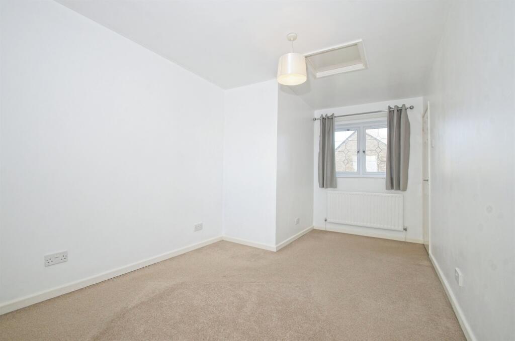 Additional property image - Davis Avenue, Bryncethin, Bridgend
